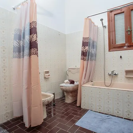 Melpomeni Villa Marpissa