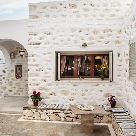 Melpomeni Villa Marpissa