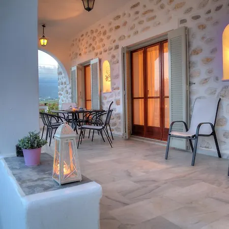 Melpomeni Villa *